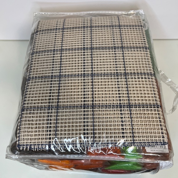 NEW Herrschners Sunflower LATCH HOOK KIT RUG COMPLETE 40” X 27” - Picture 11 of 16